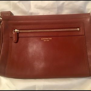 Coach Tan Clutch w/ handle & gold hardware, NWOT.